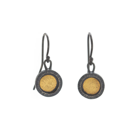 Hammered-edge Round Dangle Earrings with Gold