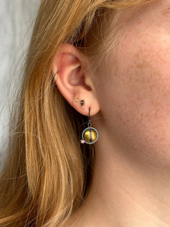 Hammered-edge Round Dangle Earrings with Gold
