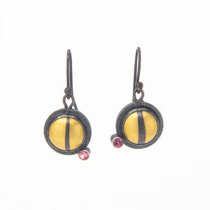Hammered-edge Round Dangle Earrings with Gold