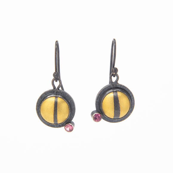 Hammered-edge Round Dangle Earrings with Gold