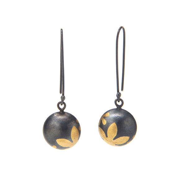 Lentil Earrings in Silver and Golden Flower