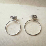 Organic form stacking ring