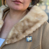 Carolina Andersson | Golden Lotus brooch with Sapphire