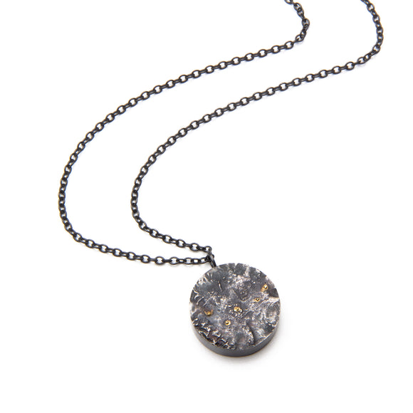 Mugen Hollow Large Pendant Necklace (circle)