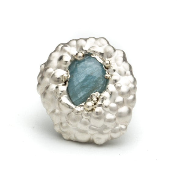 Catherine Grisez - Blue Skies Come Back Eventually