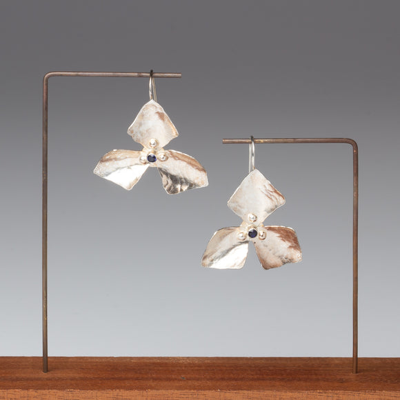Silver Trillium Earrings with Sapphire