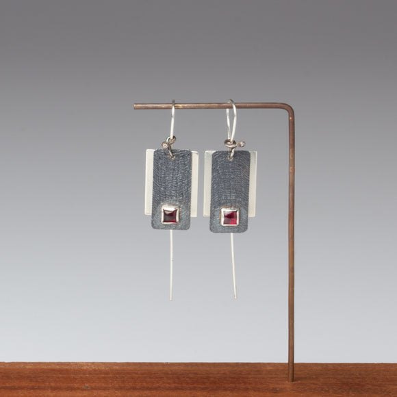 Double Rectangles with Garnet