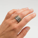 Linda Bernasconi - Square Root