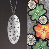 Tegan Wallace - kiku (菊)